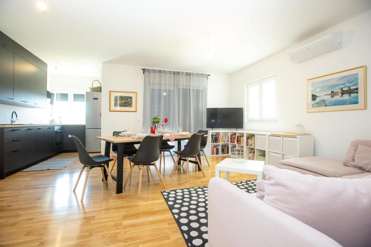 Feel Near Free Parking With Sea View Zadar